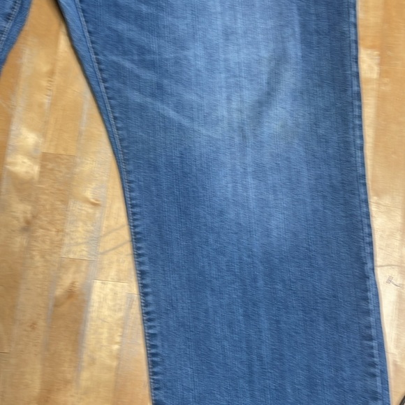 Men’s IZOD jeans - Picture 6 of 8